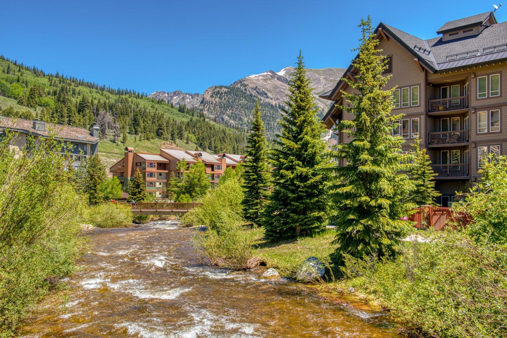 Telemark Copper Mountain Room photo